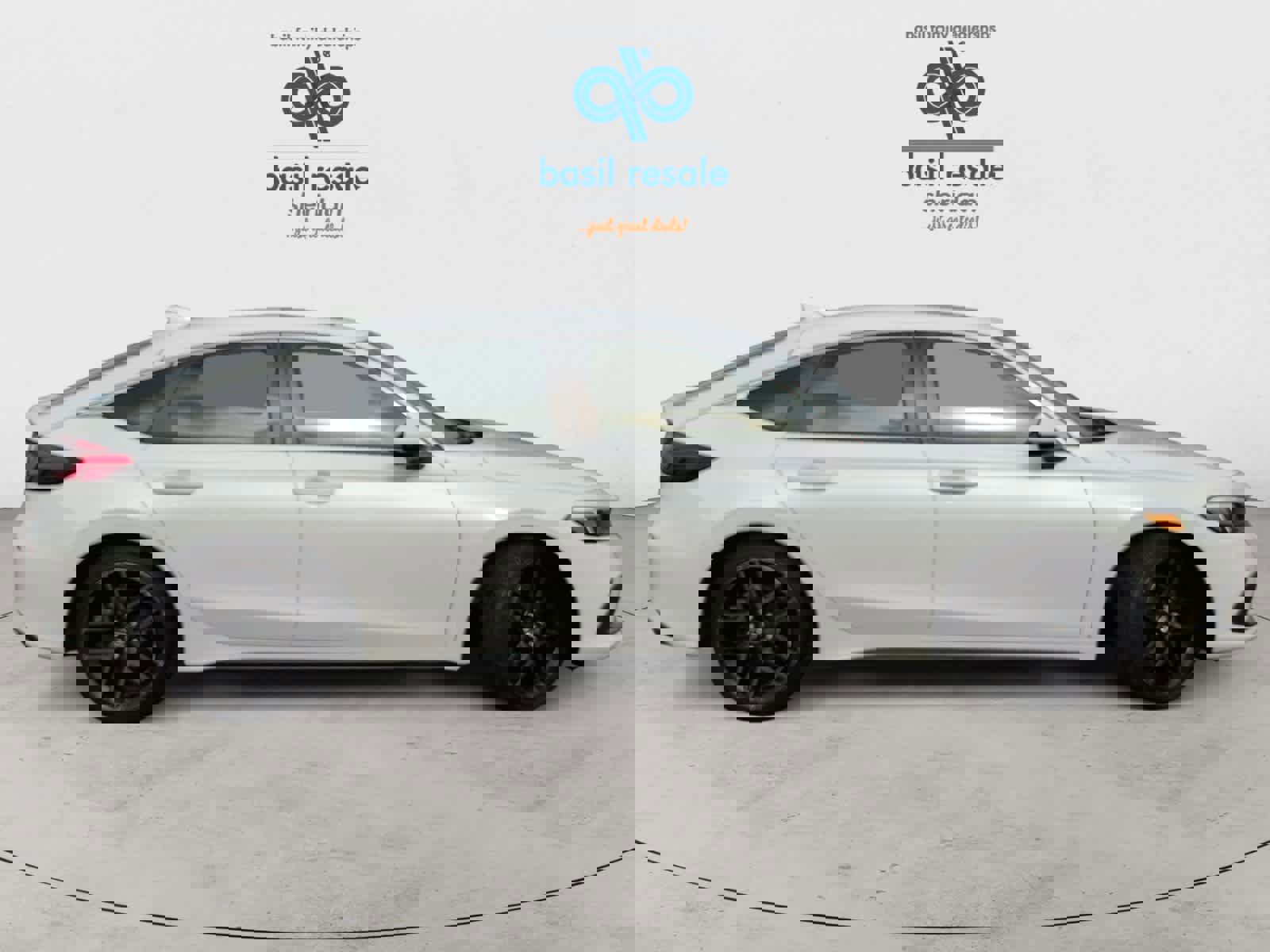 Used 2023 Honda Civic Sport Touring image 9