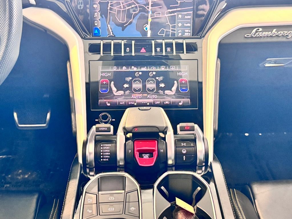 Used 2021 Lamborghini Urus image 36