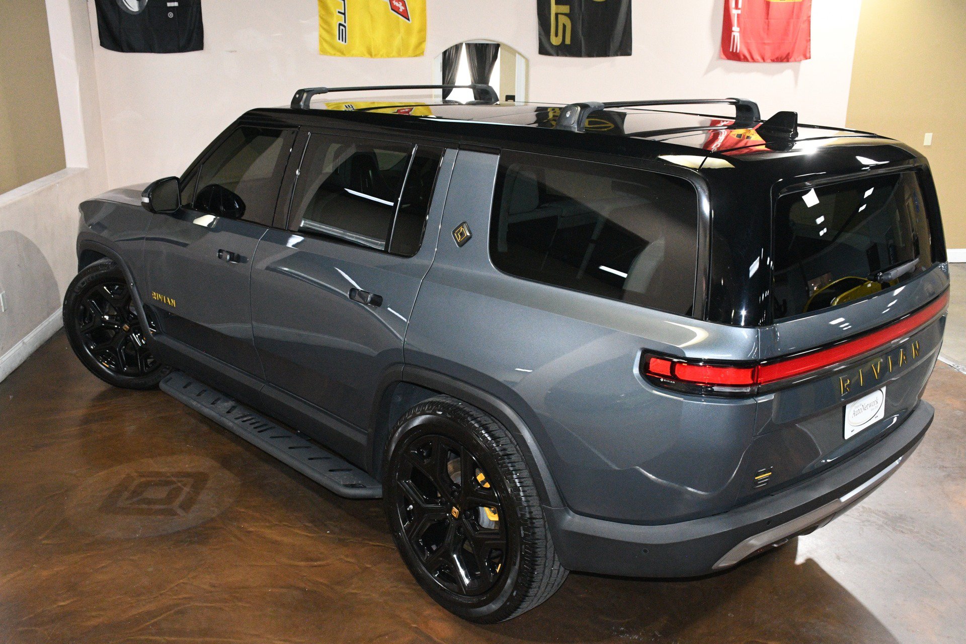Used 2023 Rivian R1S Launch Edition Quad AWD/4WD image 80