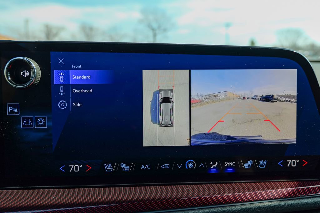 Used 2024 Chevrolet Traverse RS w/ LPO, Floor Liner Package image 58