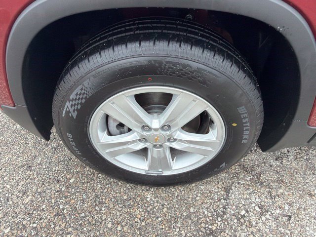 Used 2022 Chevrolet Trax LT w/ LT Convenience Package AWD/4WD image 10