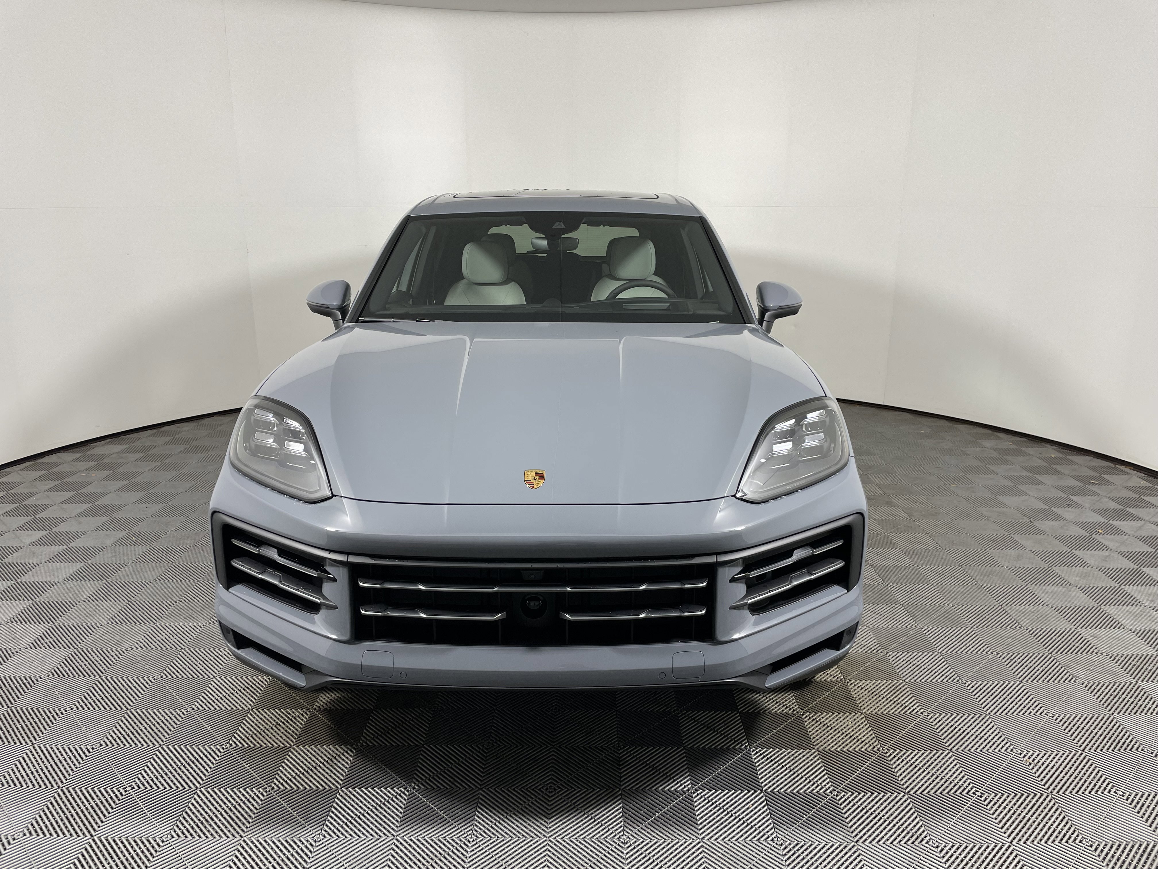 New 2026 Porsche Cayenne S image 10