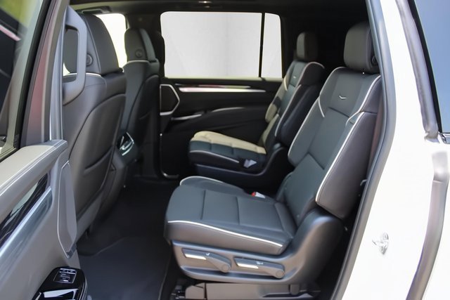 New 2025 Cadillac Escalade ESV Sport w/ Touring Package image 20