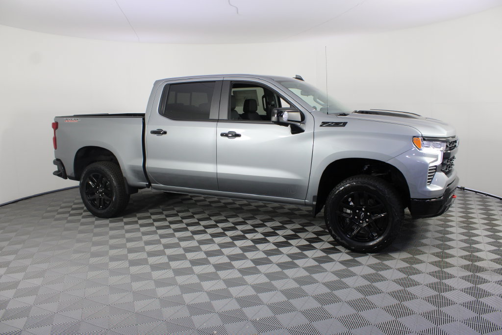 New 2026 Chevrolet Silverado 1500 LT Trail Boss w/ LT Trail Boss Premium Package AWD/4WD image 2