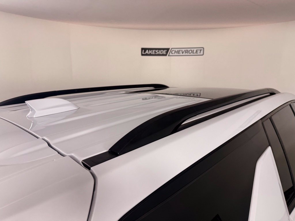 New 2026 Chevrolet Traverse RS w/ LPO, Floor Liner Package AWD/4WD image 10