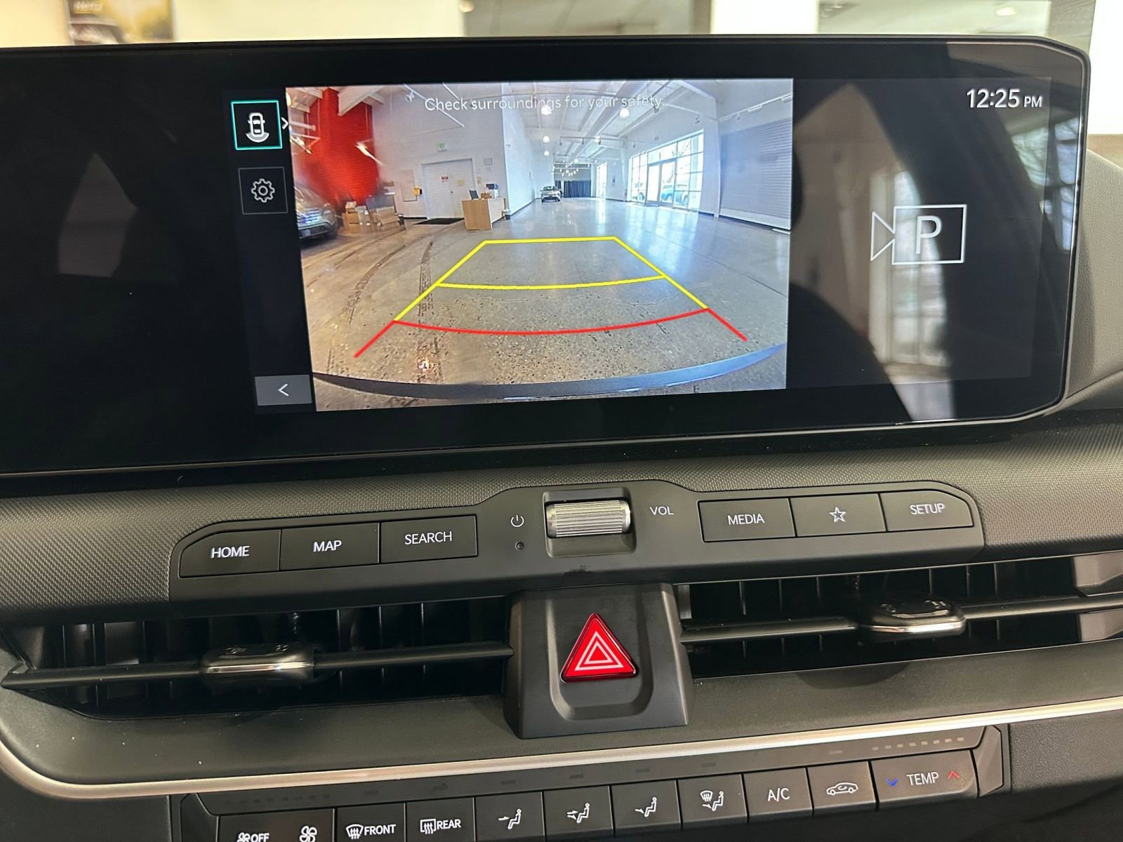 Used 2025 Kia K4 LXS image 23