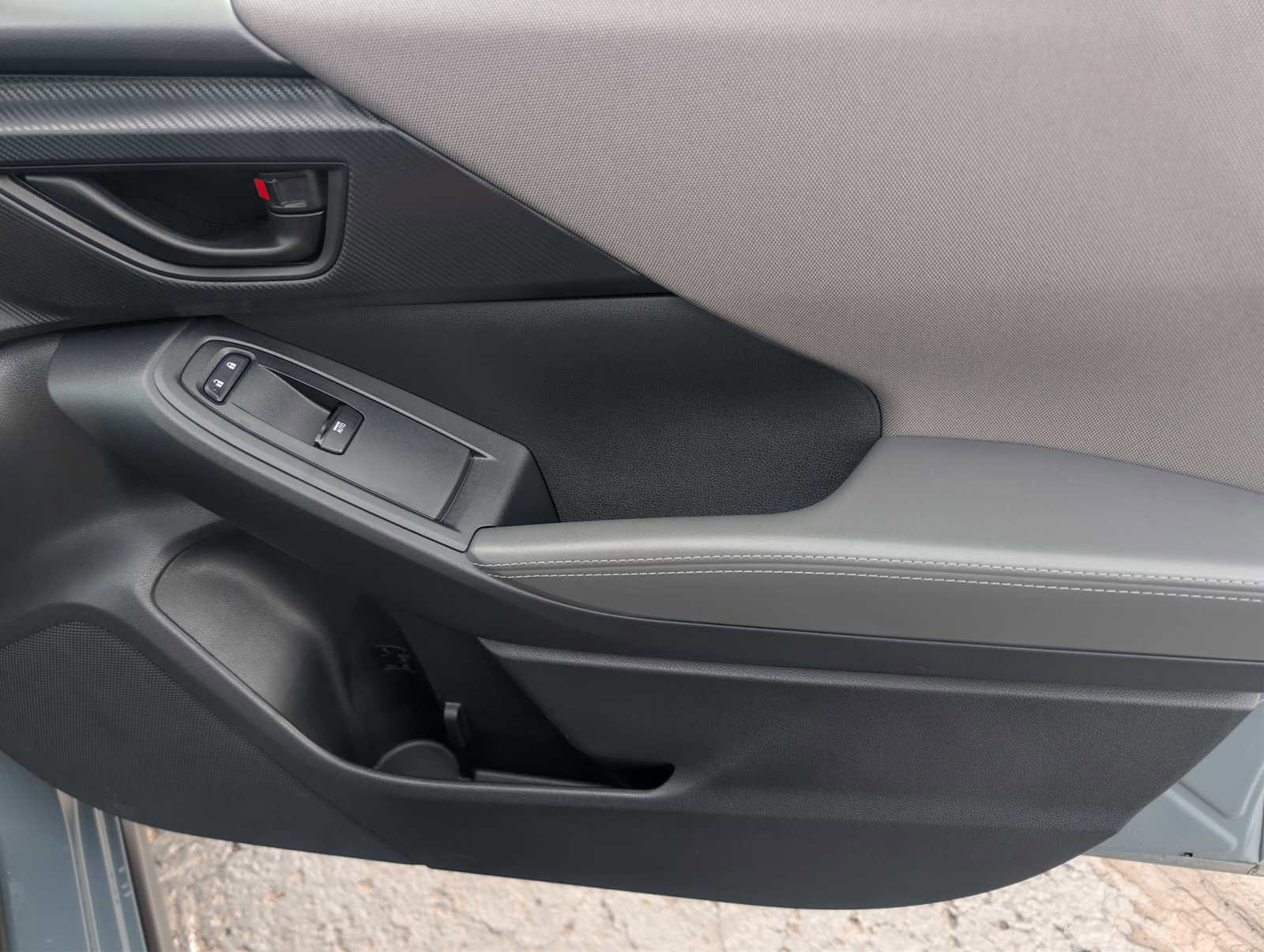 Certified 2025 Subaru Crosstrek 2.0i Premium image 27