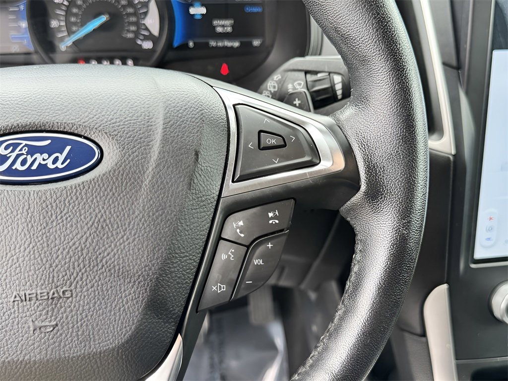 Used 2022 Ford Edge SEL w/ Class II Trailer Tow Package image 15