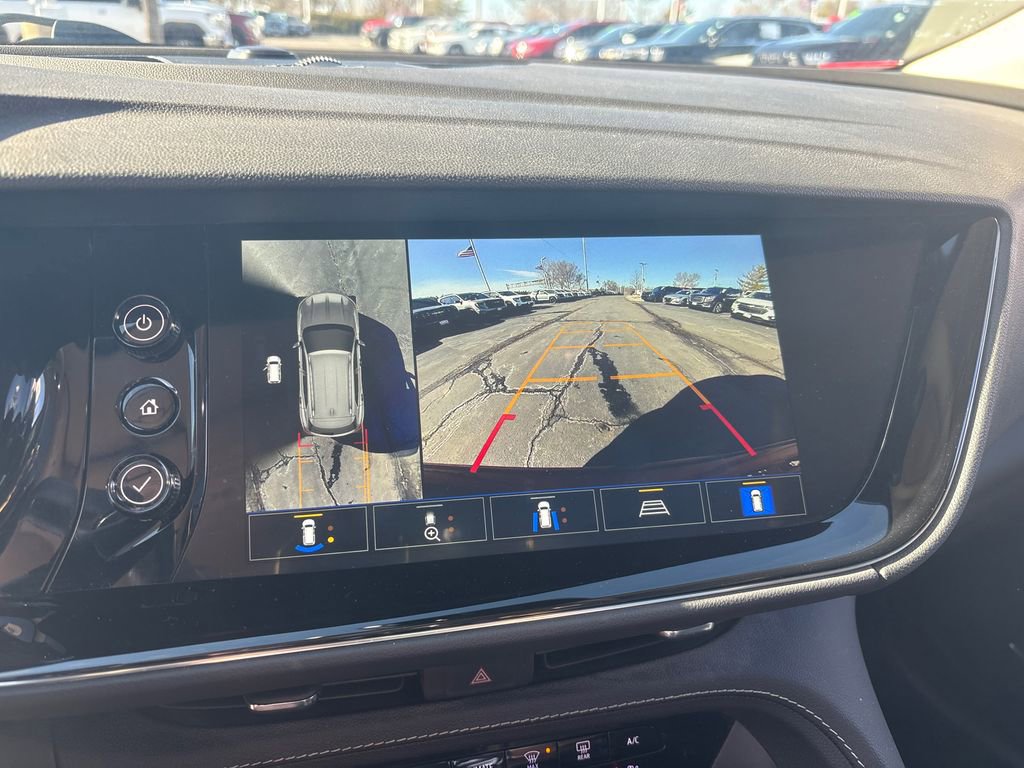 Used 2022 Buick Envision Avenir w/ Technology Package II image 24