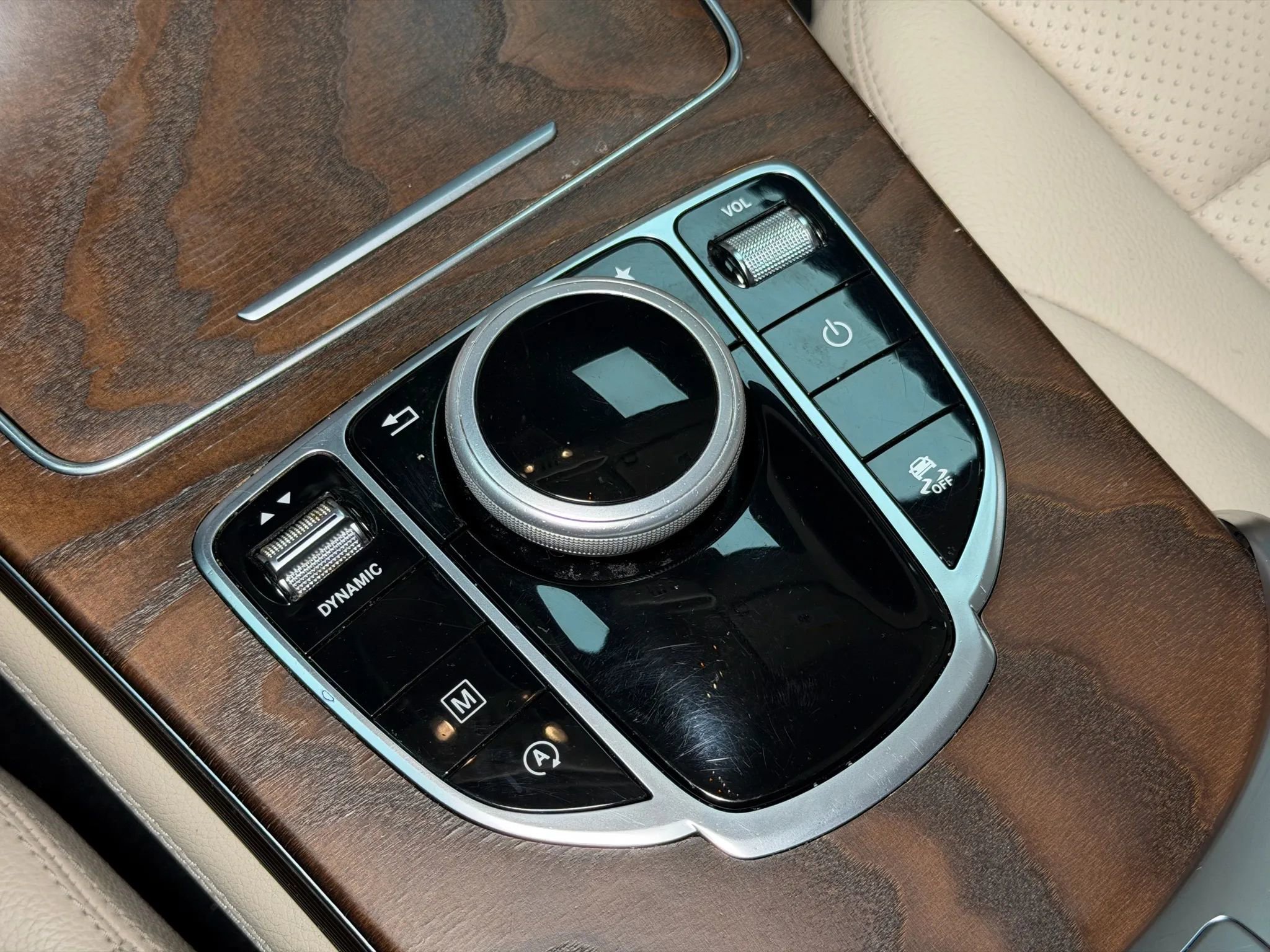 Used 2019 Mercedes-Benz GLC 300 image 43
