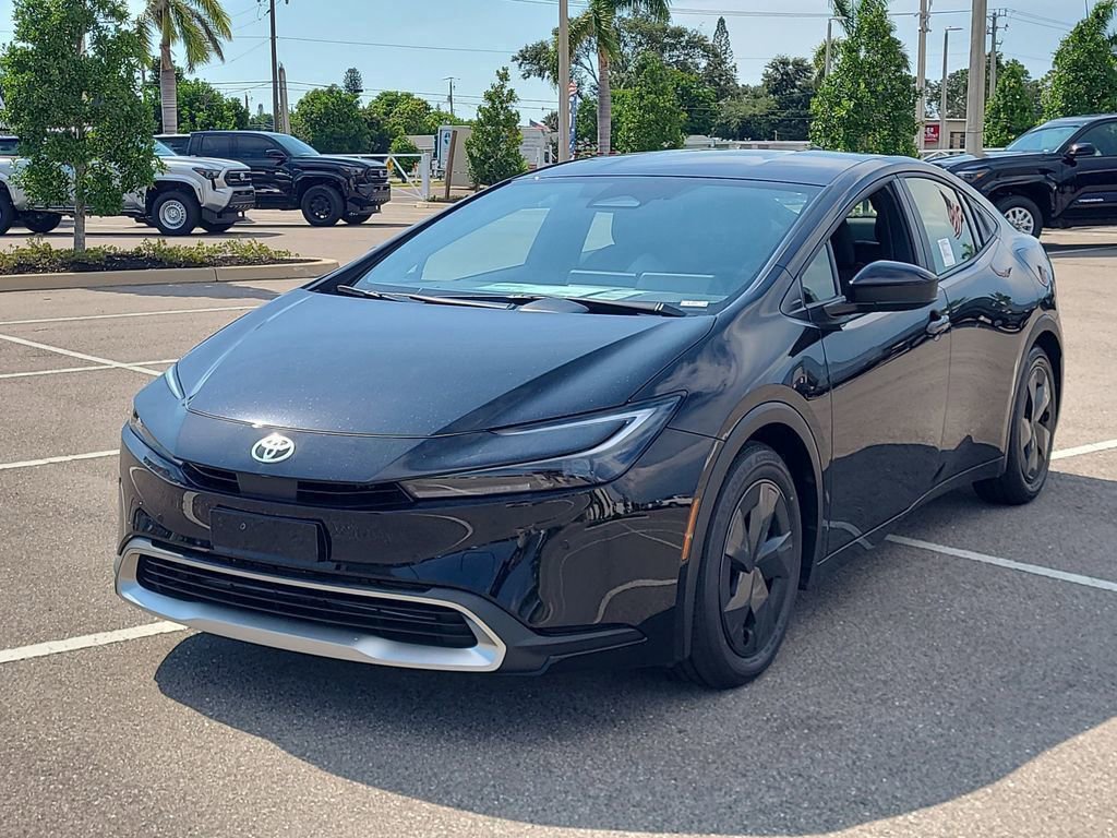 New 2025 Toyota Prius Plug-In Hybrid FWD image 31