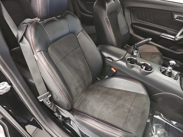 Used 2016 Ford Mustang GT Premium w/ Equipment Group 401A RWD image 33