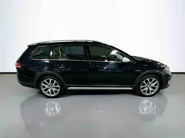 Used 2019 Volkswagen Golf Alltrack AWD/4WD image 5