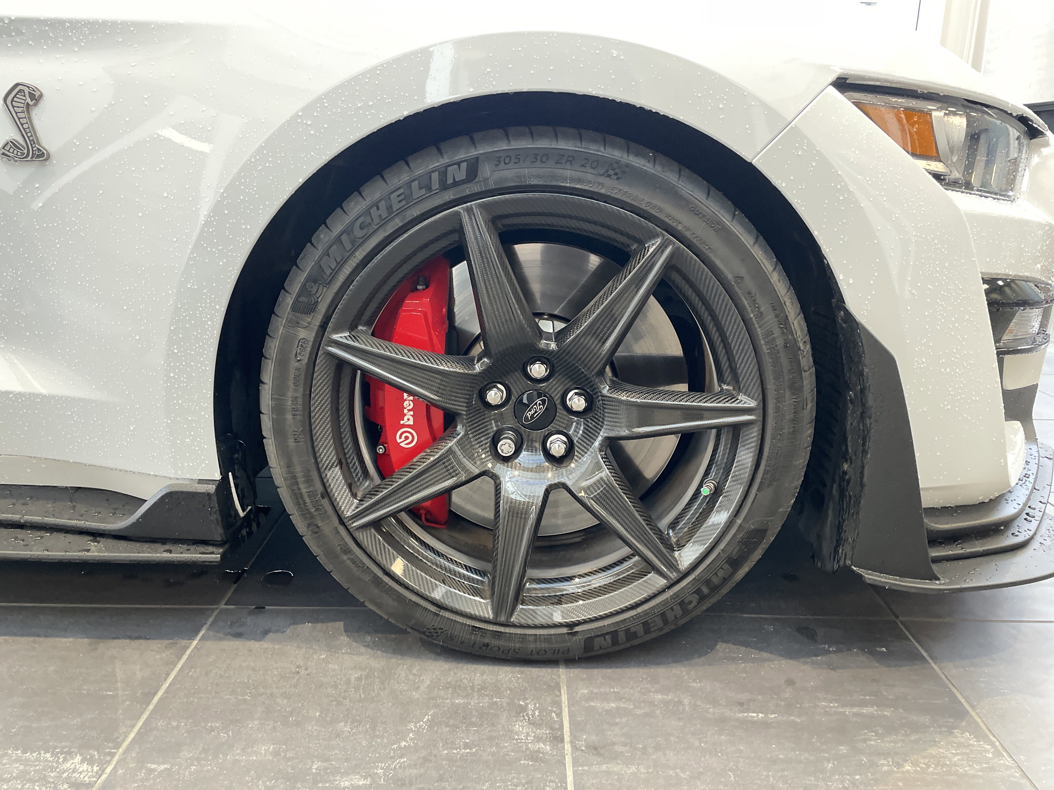 Used 2021 Ford Mustang Shelby GT500 w/ Carbon Fiber Track Pack RWD image 12