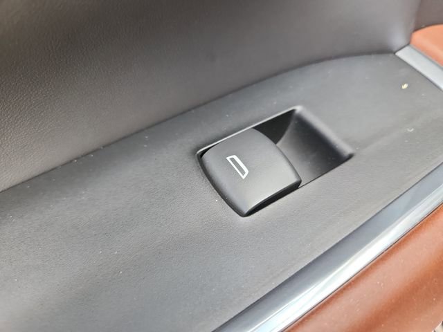 Certified 2024 GMC Sierra 3500 Denali Ultimate AWD/4WD image 8