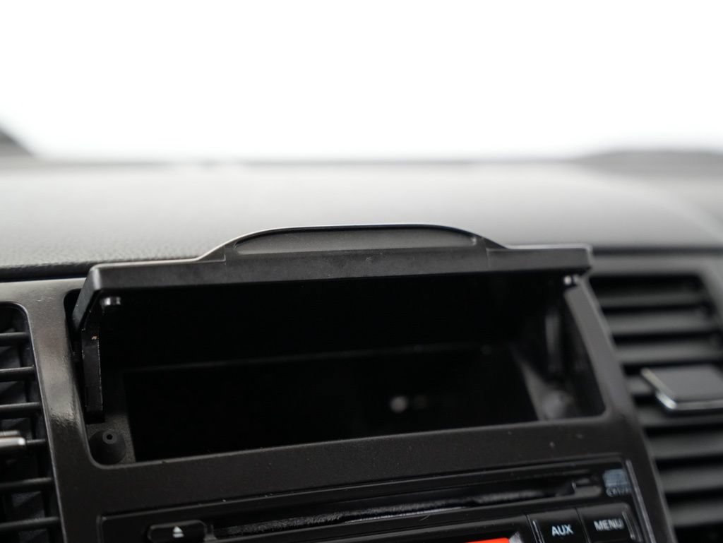 Used 2012 Nissan Versa 1.8 S FWD image 17