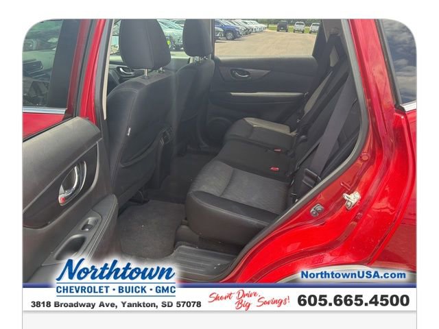 Used 2017 Nissan Rogue SV w/ SV Premium Package AWD/4WD image 14