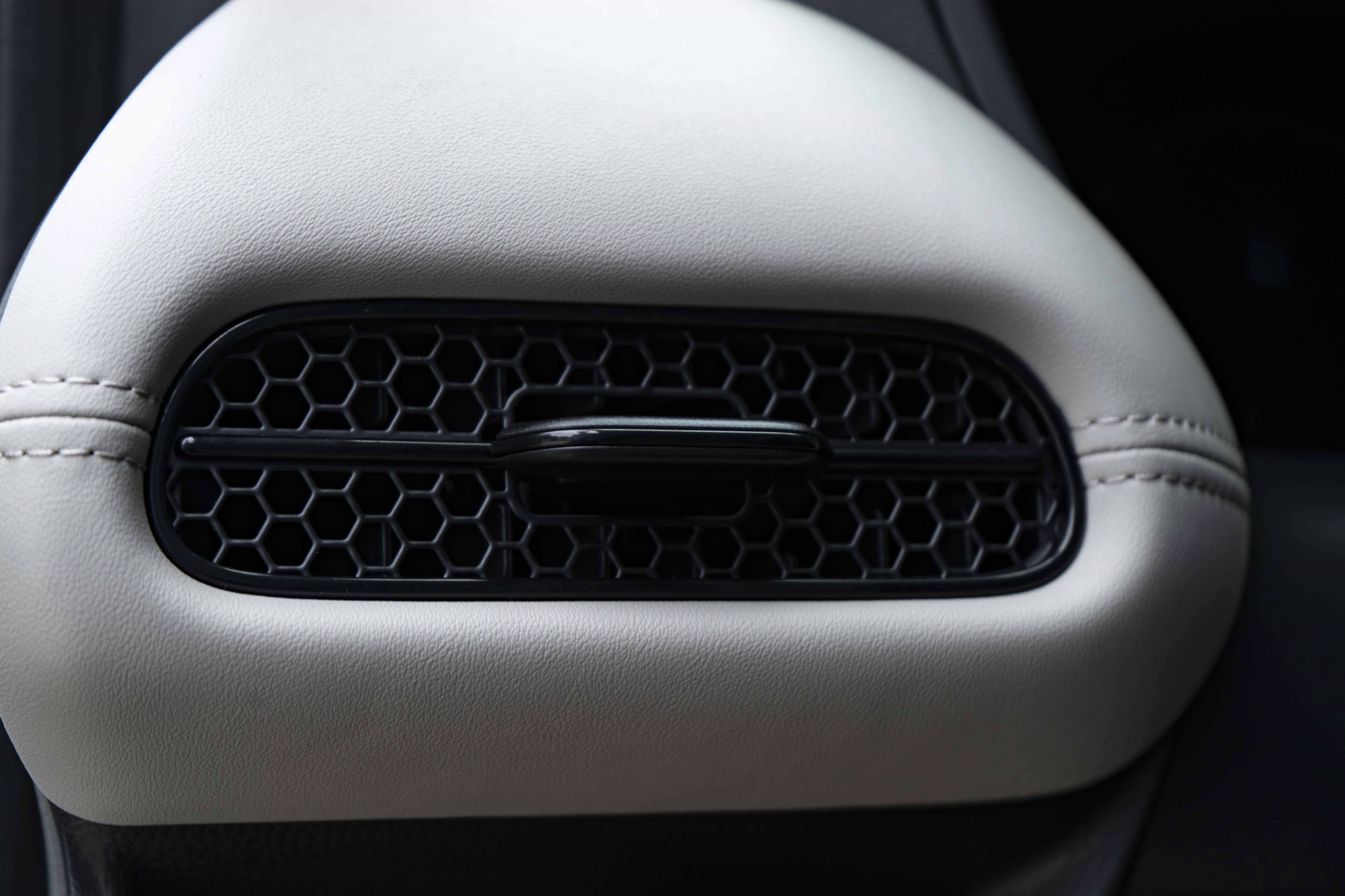 Used 2026 Honda HR-V LX image 39