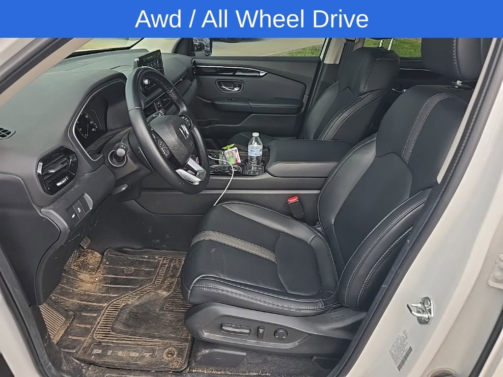 Used 2025 Honda Pilot EX-L image 11