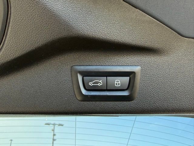 Certified 2024 BMW X7 M60i w/ Executive Package image 11