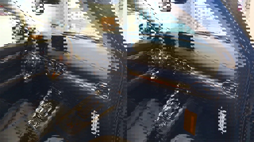 New 2025 MAZDA CX-5 AWD 2.5 S w/ Premium Plus Pkg image 17