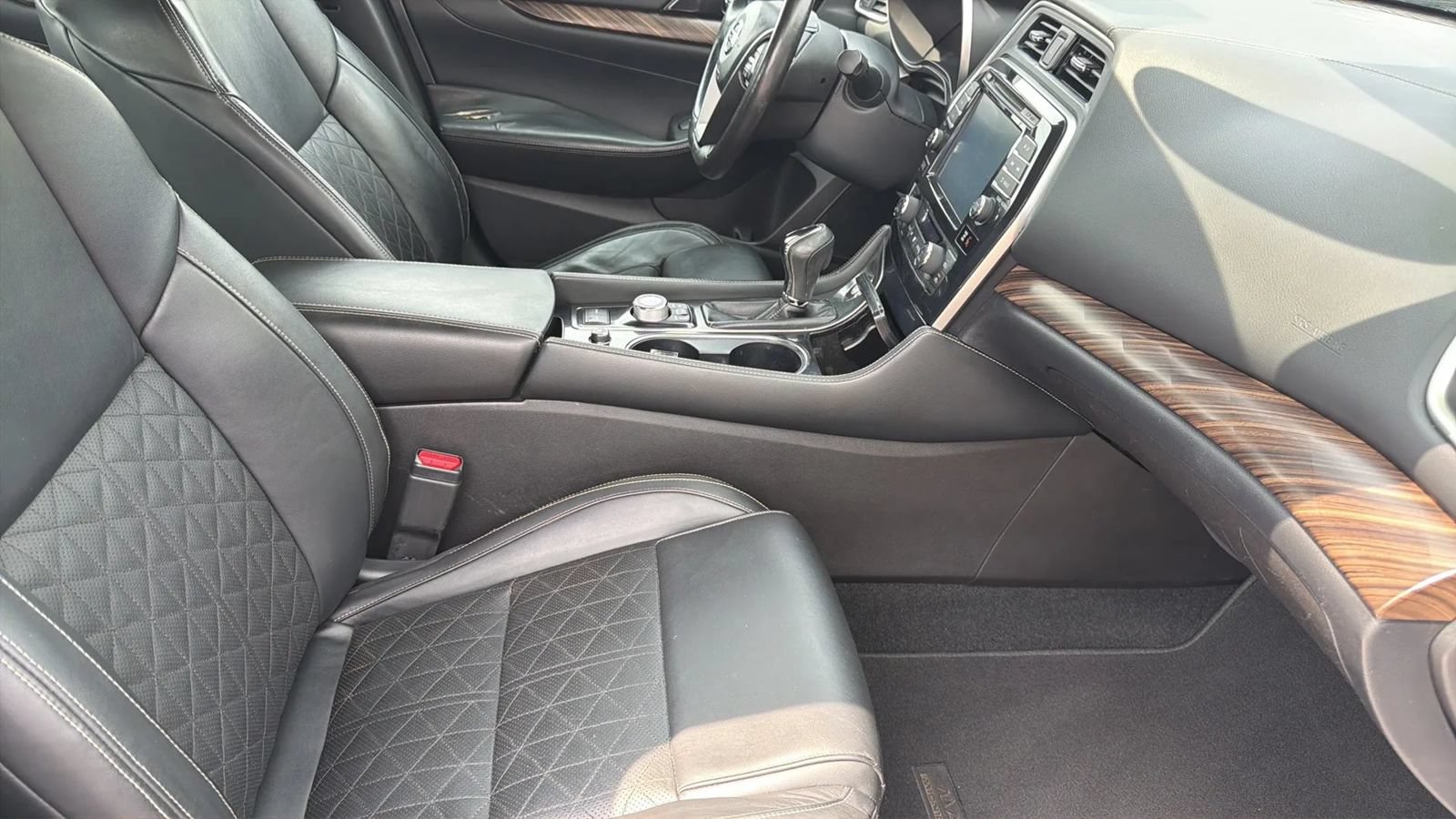 Used 2018 Nissan Maxima Platinum FWD image 28