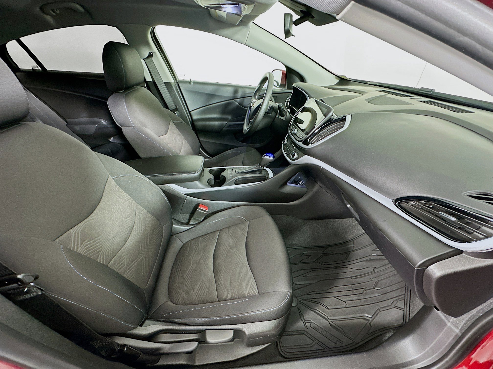 Used 2019 Chevrolet Volt LT image 28