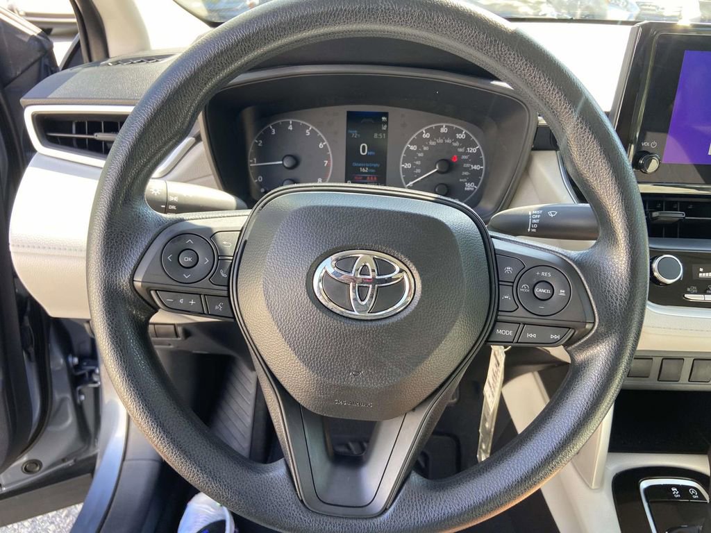 Used 2024 Toyota Corolla Cross L FWD image 34