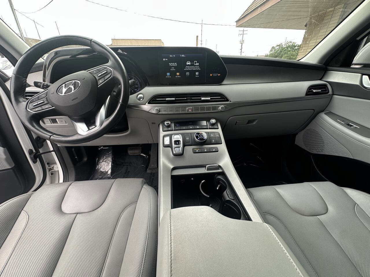 Used 2020 Hyundai Palisade SEL w/ Premium Package image 16