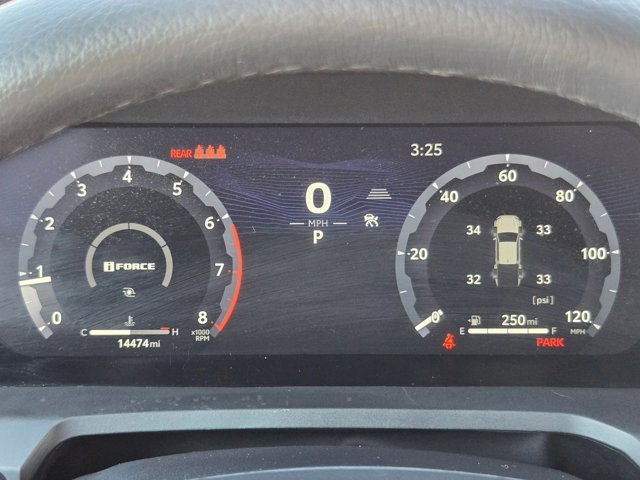 Used 2025 Toyota Tacoma TRD Off-Road image 16