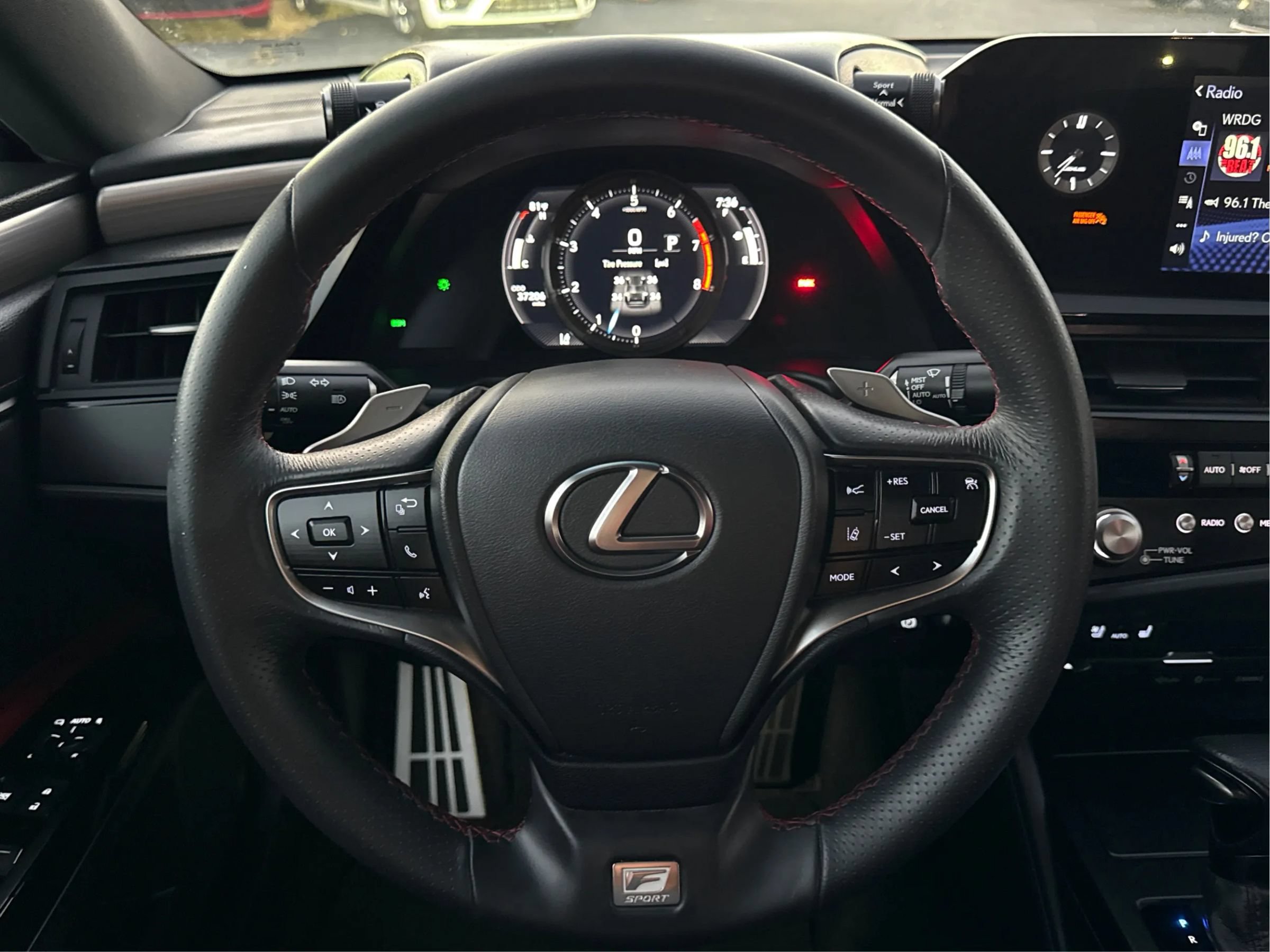 Used 2022 Lexus ES 350 F Sport w/ Accessory Package 2 FWD image 32