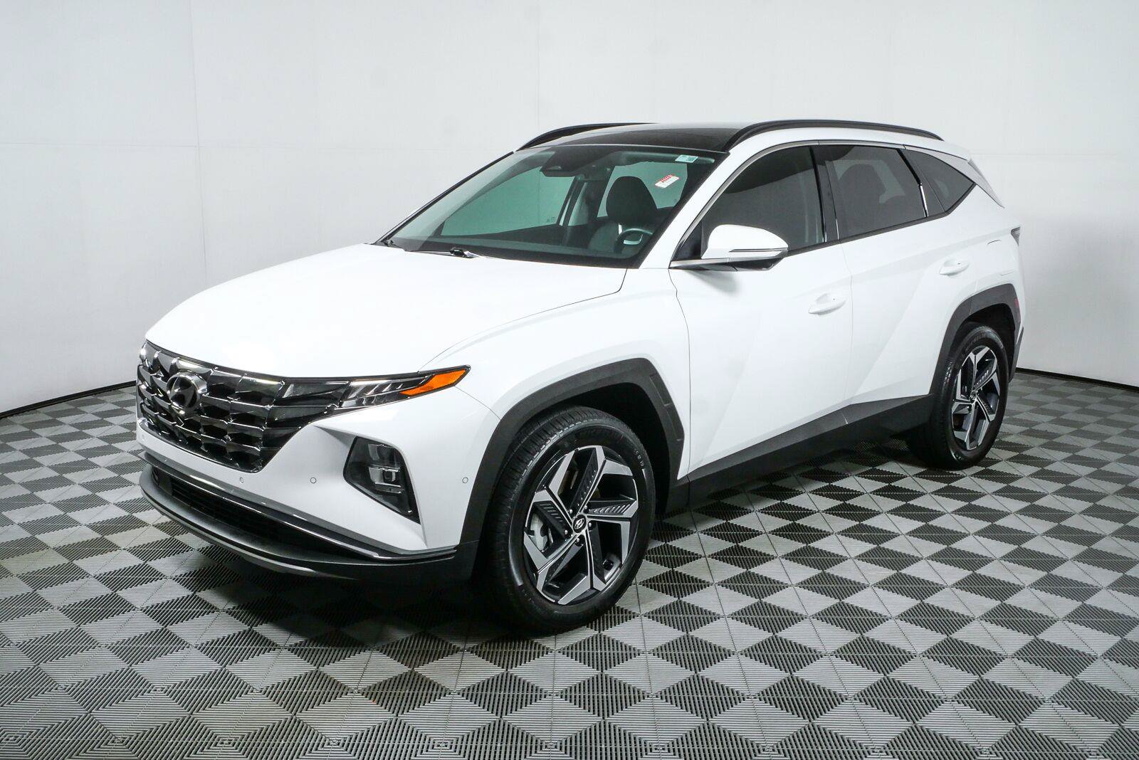 Used 2024 Hyundai Tucson Limited AWD/4WD image 27