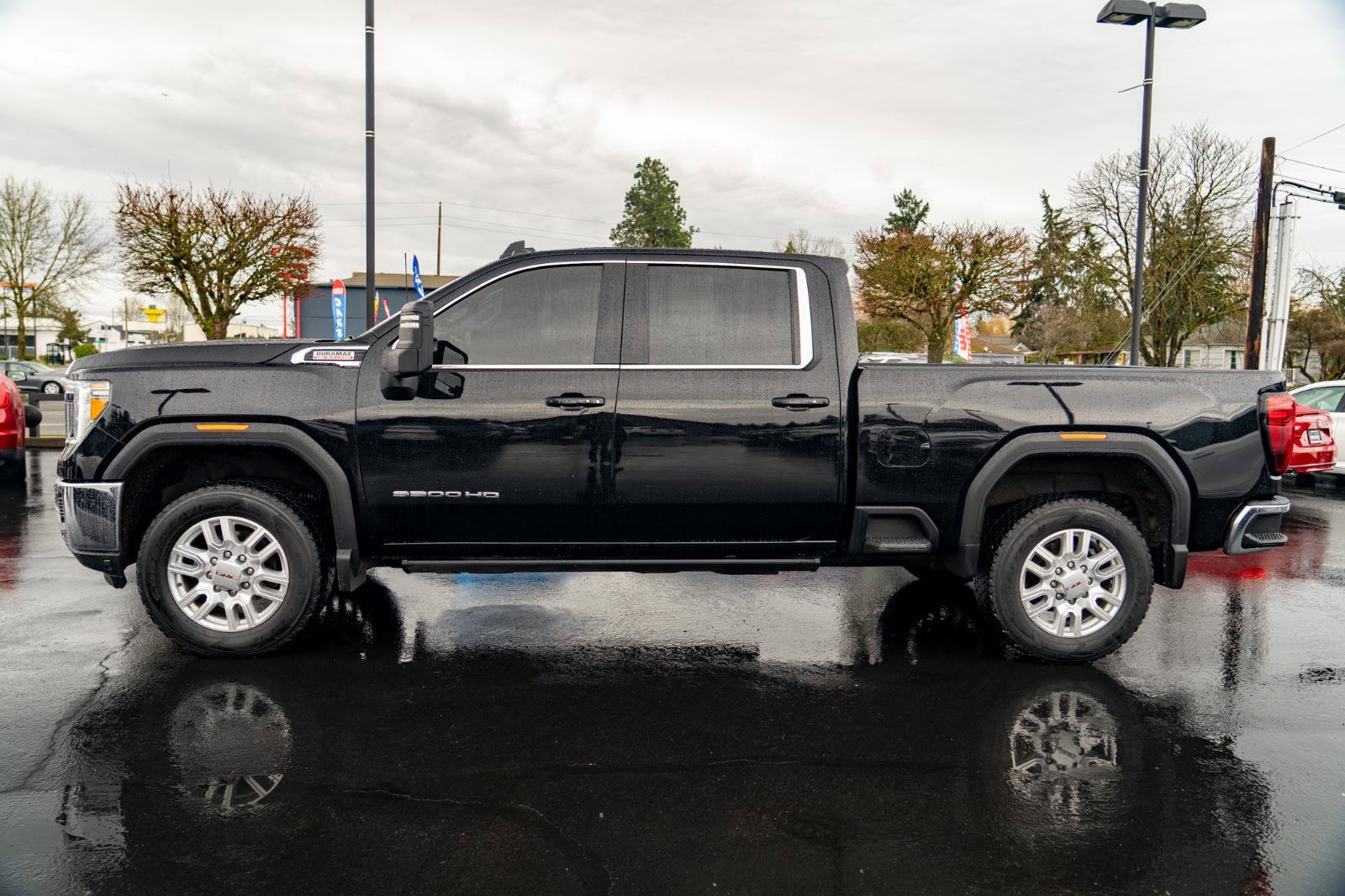 Used 2023 GMC Sierra 3500 SLE w/ SLE Value Package AWD/4WD image 12
