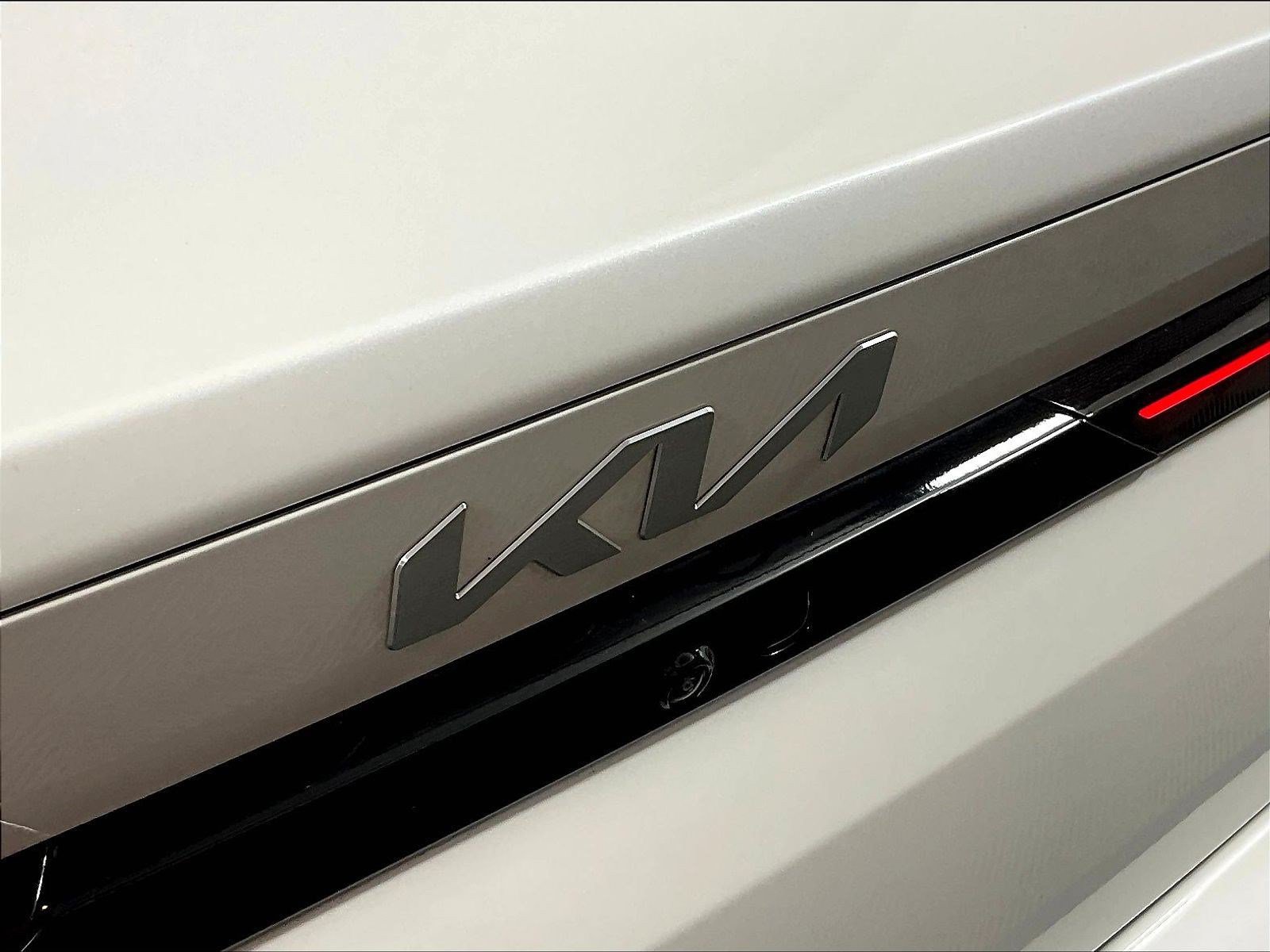Used 2025 Kia K4 EX FWD image 24
