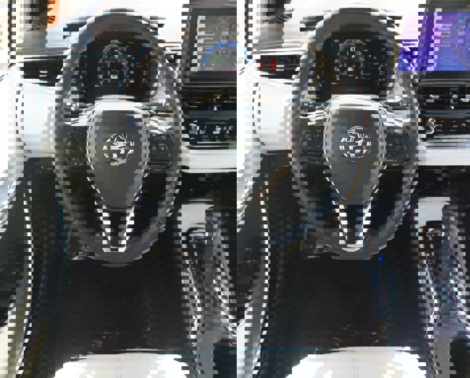 Used 2023 Toyota Corolla XSE image 5