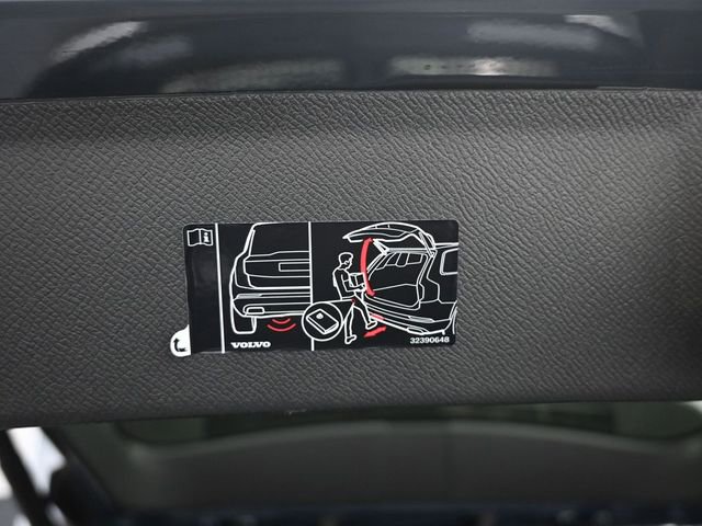 Used 2025 Volvo XC90 B5 Plus w/ Protection Package image 26