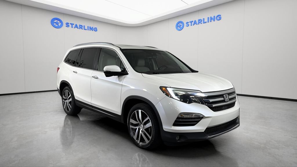 Used 2017 Honda Pilot Touring image 13