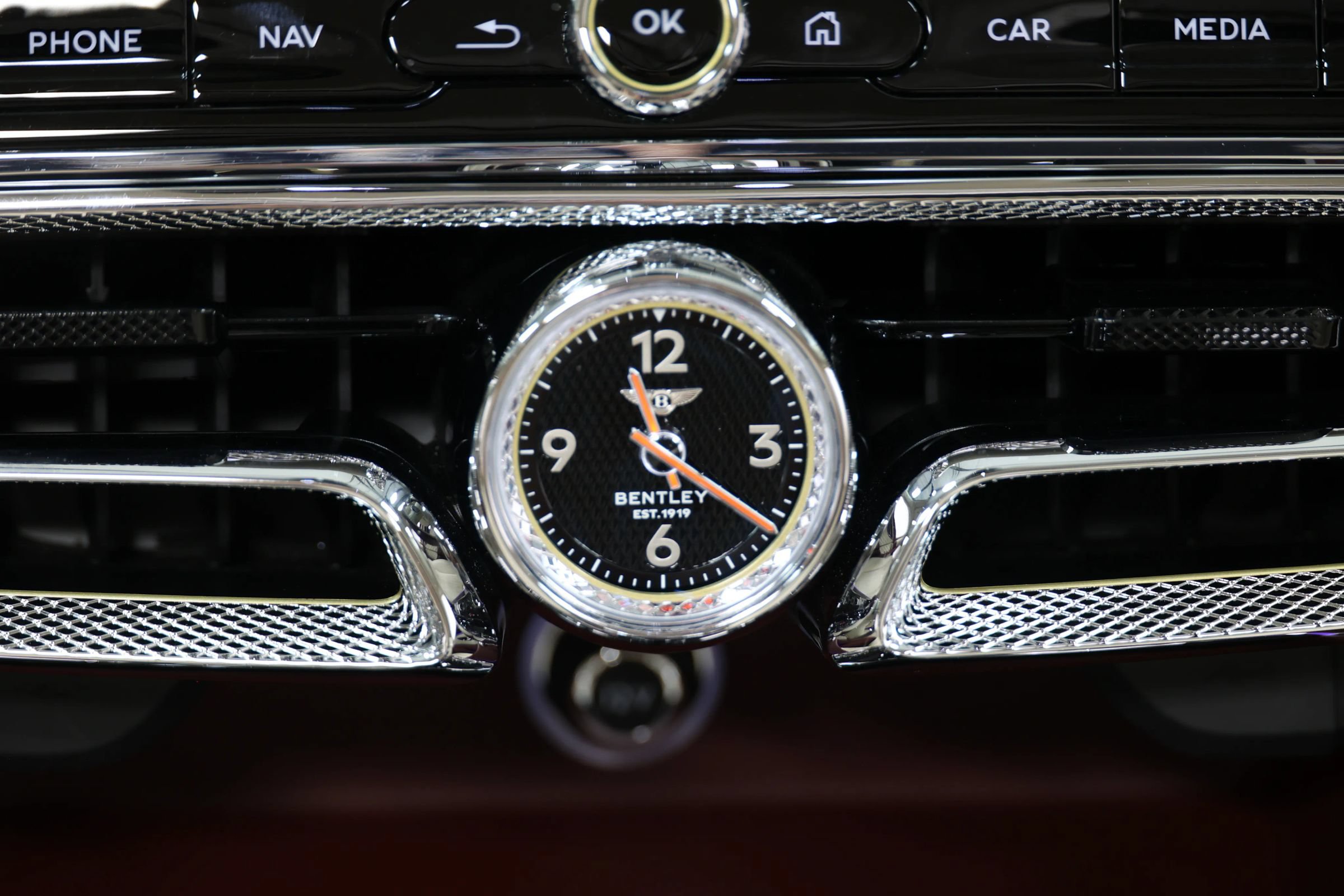 Used 2022 Bentley Flying Spur W12 AWD/4WD image 52