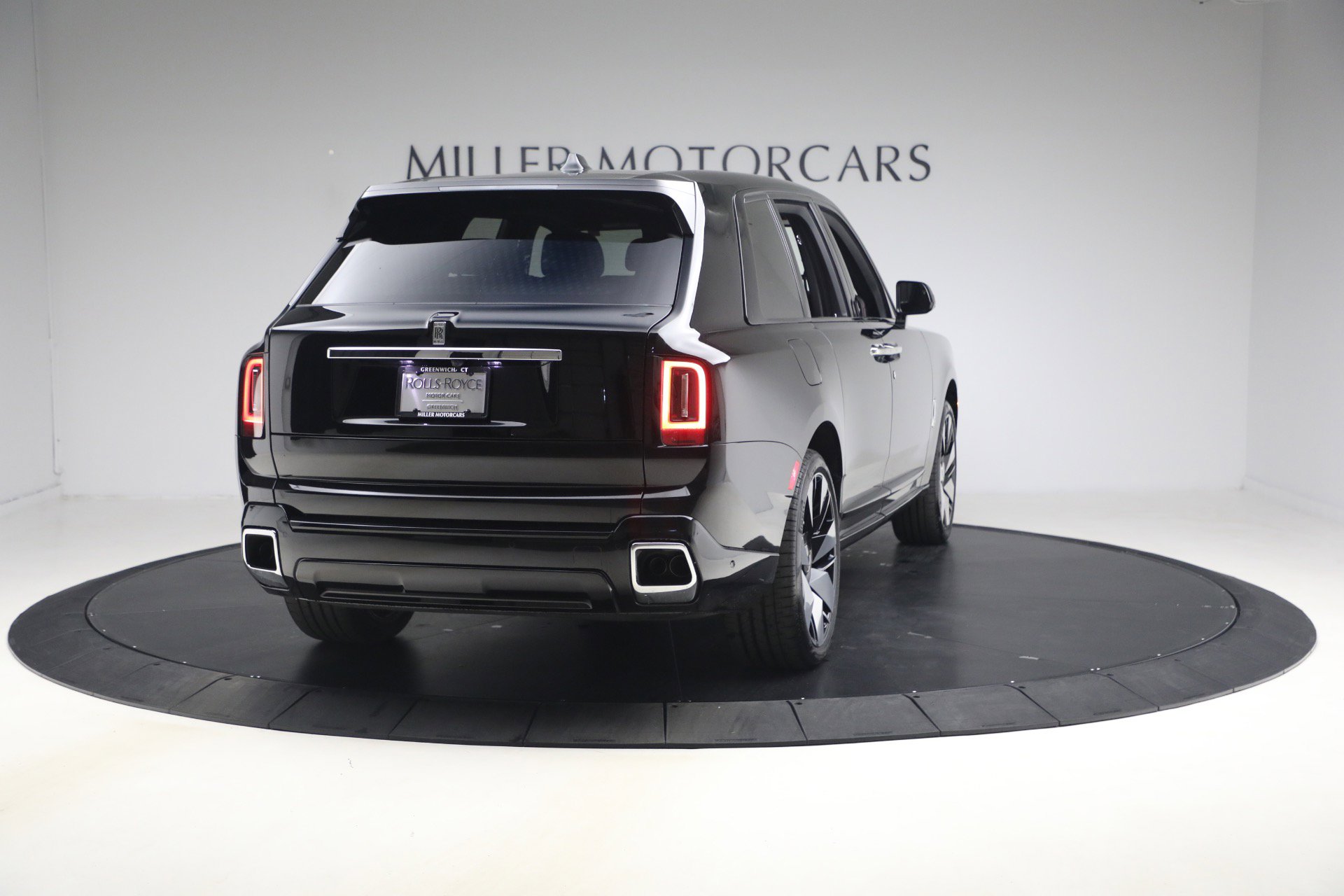 New 2026 Rolls-Royce Cullinan image 5
