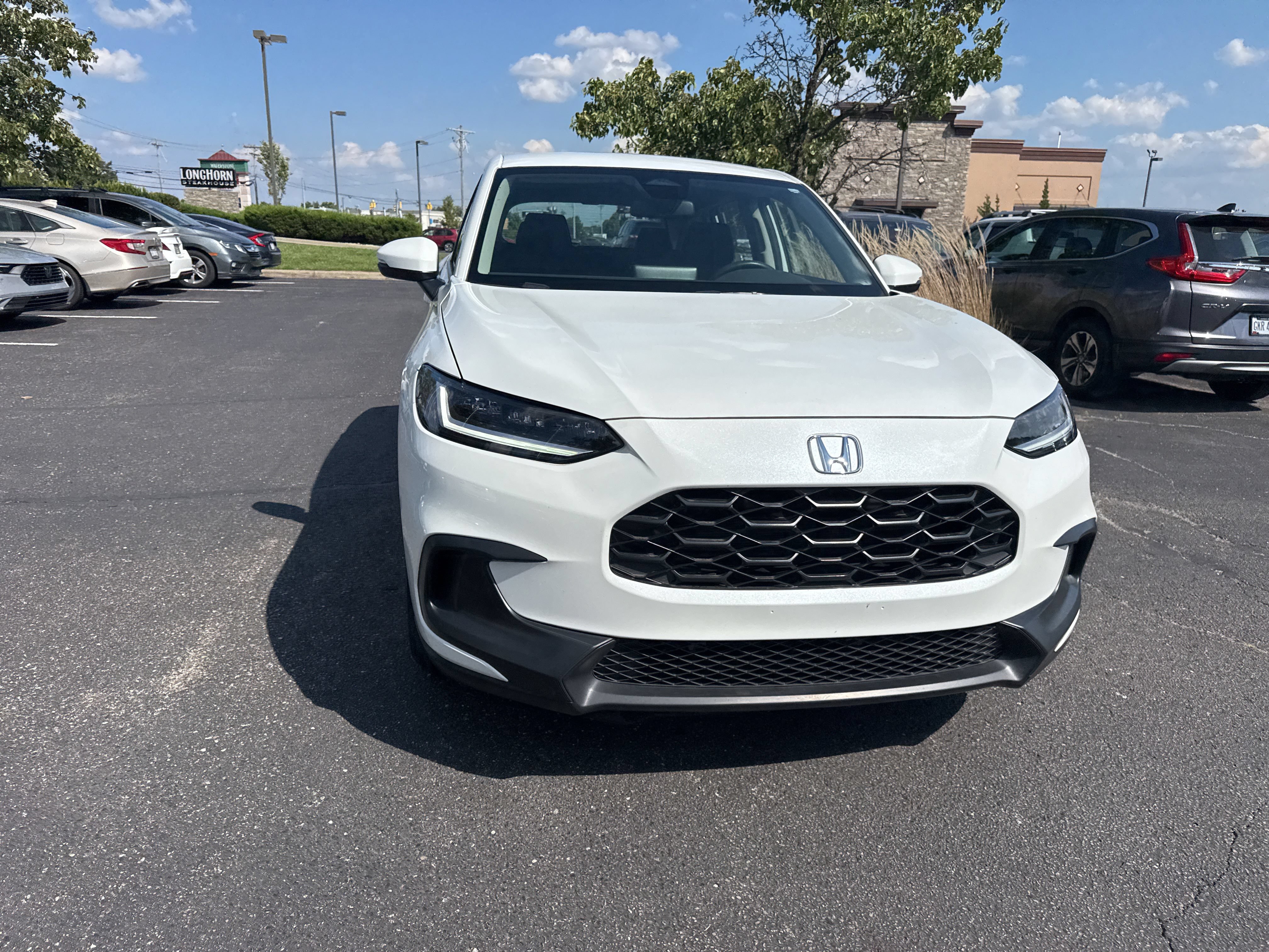 Used 2023 Honda HR-V LX image 16