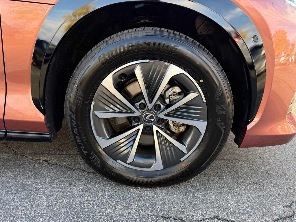 Certified 2025 Lexus RZ 450e image 27