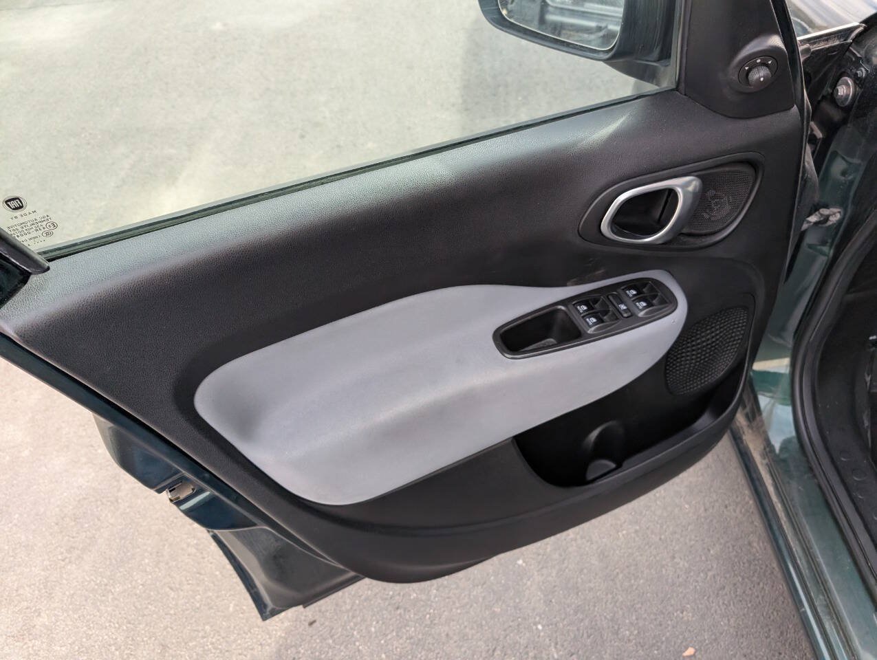 Used 2014 FIAT 500L Easy FWD image 29