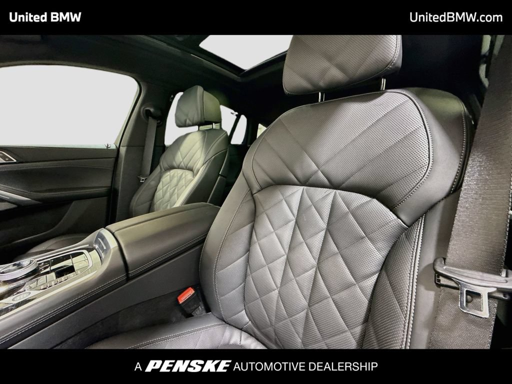Certified 2026 BMW X6 M60i AWD/4WD image 12