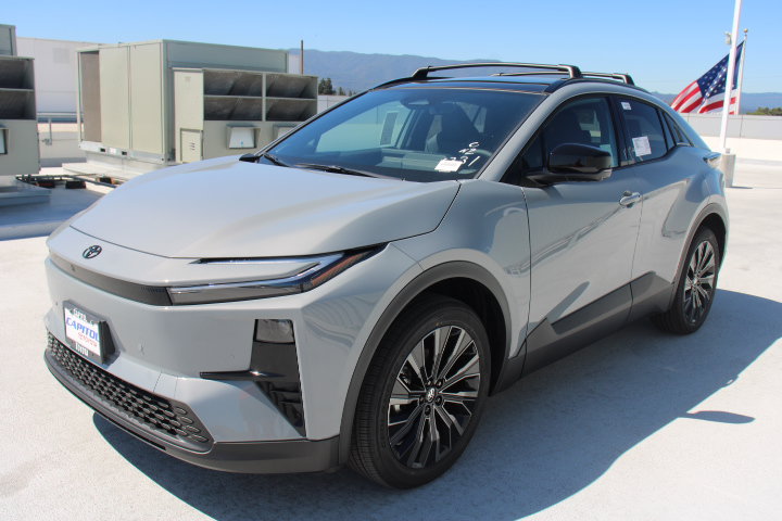 New 2026 Toyota C-HR AWD/4WD image 6