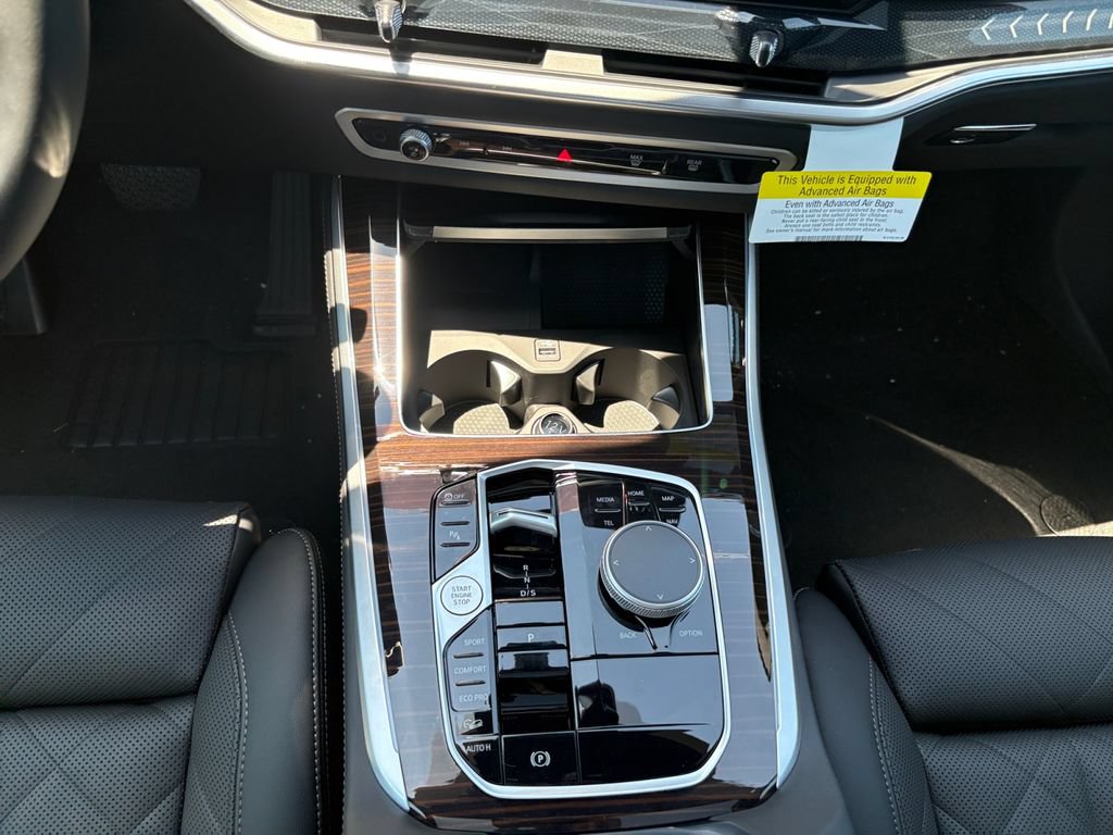 New 2026 BMW X5 xDrive40i w/ Climate Comfort Package AWD/4WD image 11
