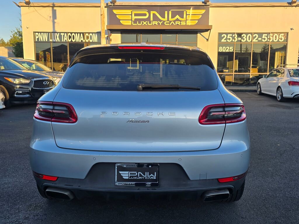 Used 2018 Porsche Macan image 8