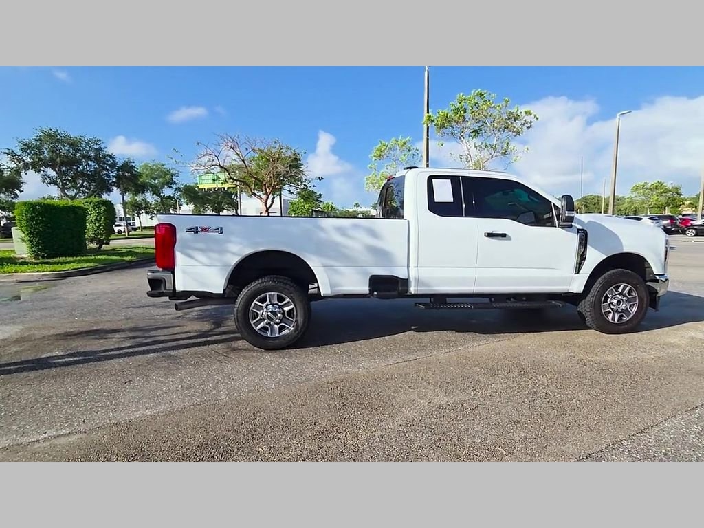 Used 2025 Ford F350 XLT image 38