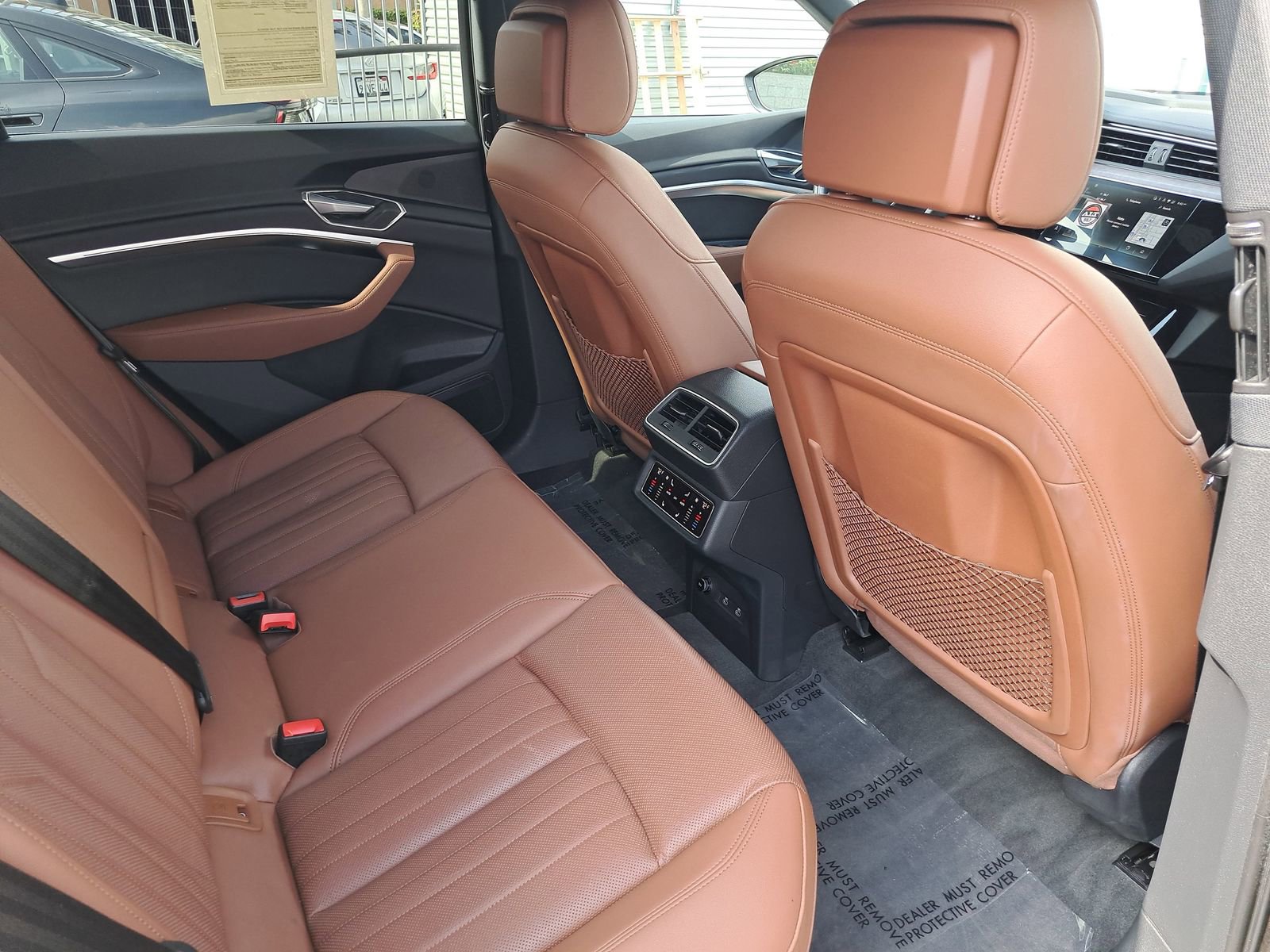 Used 2022 Audi e-tron Premium Plus AWD/4WD image 11
