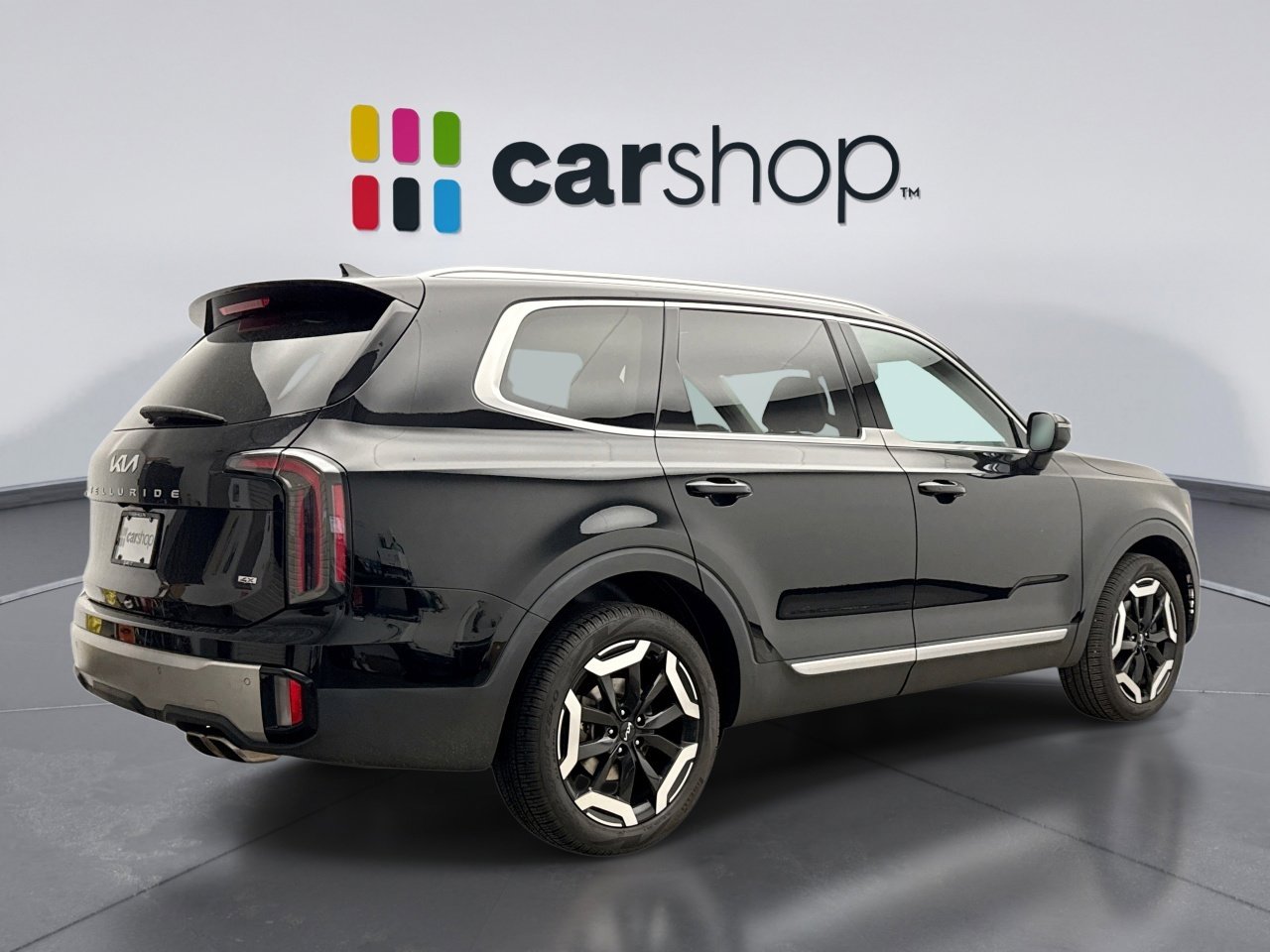Used 2024 Kia Telluride EX w/ EX Captain's Chair Package AWD/4WD image 5