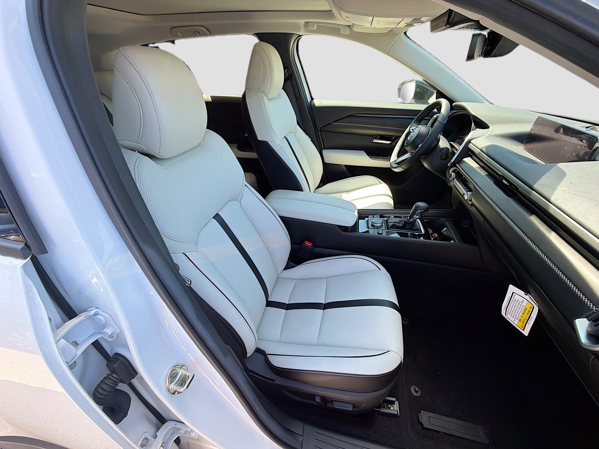 New 2026 MAZDA CX-50 AWD 2.5 S w/ Premium Package image 16